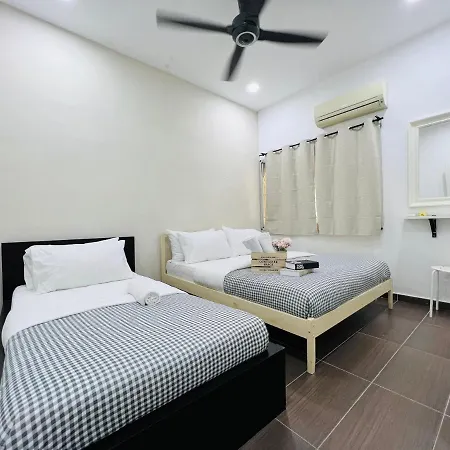 3 Bedroom Landed Beside Jonker Taman Kota Laksamana 150A By Myplace Malacca Exterior photo