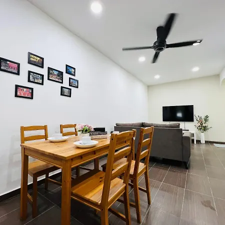 3 Bedroom Landed Beside Jonker Taman Kota Laksamana 150A By Myplace Malacca Exterior photo
