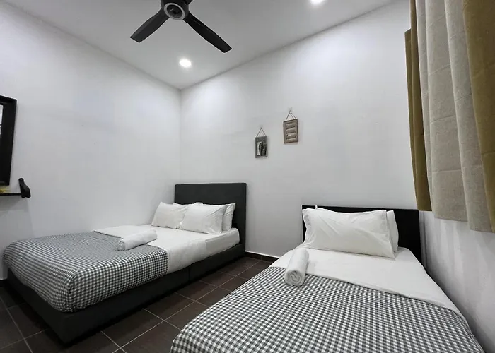 3 Bedroom Landed Beside Jonker Taman Kota Laksamana 150A By Myplace