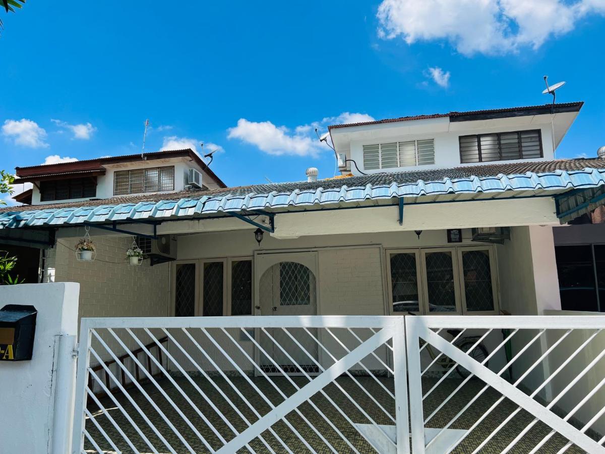 Holiday home 3 Bedroom Landed Beside Jonker Taman Kota Laksamana 150a By Myplace Malacca